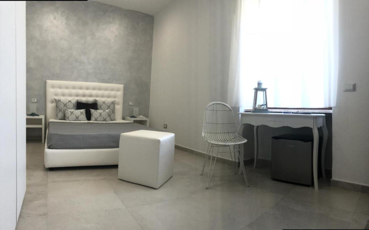 Accanto A Te - Charme Rooms Vieste Exterior photo