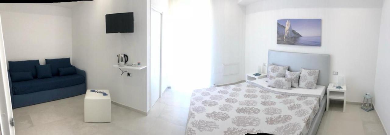 Accanto A Te - Charme Rooms Vieste Exterior photo